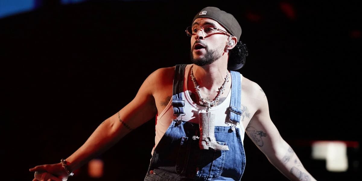 Bad Bunny presentación en vivo